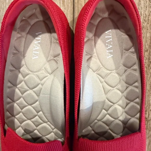 VIVAIA Audrey Red Cheetah Embroidered Round-Toe Loafers - Size 37 ♥️ - Picture 6 of 8